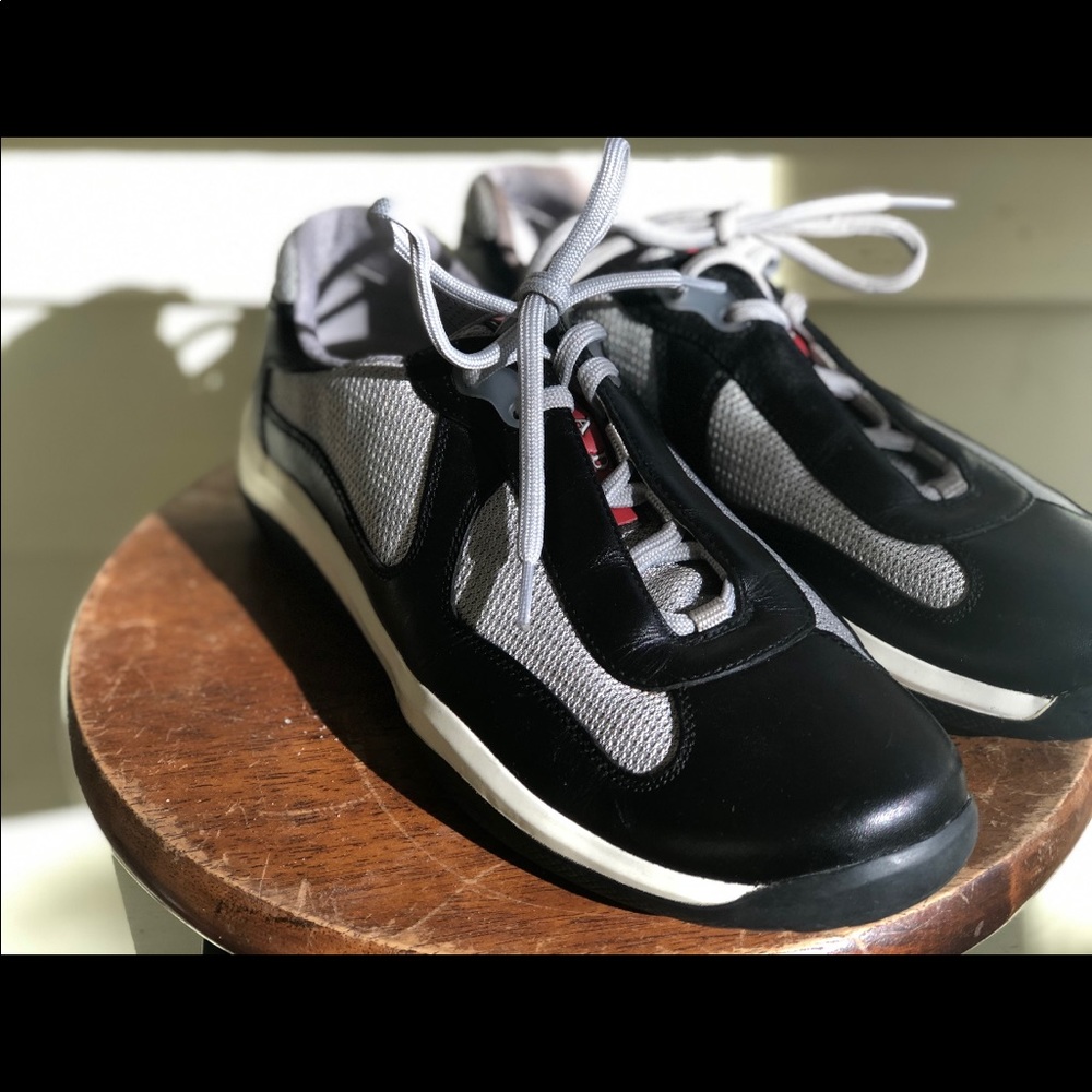 Shoes - Picture 2 of 4